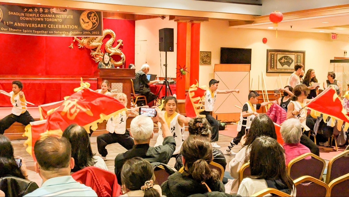 /assets/image/2022-10-29-STQI-Downtown-11th-Anniversary-Shaolin-Celebration-027-162-m3ek.jpg