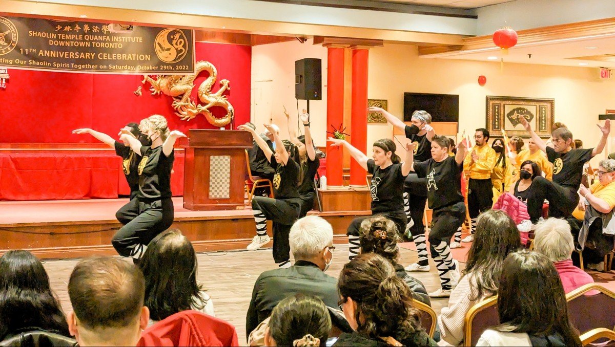 /assets/image/2022-10-29-STQI-Downtown-11th-Anniversary-Shaolin-Celebration-036-162-UlhW.jpg