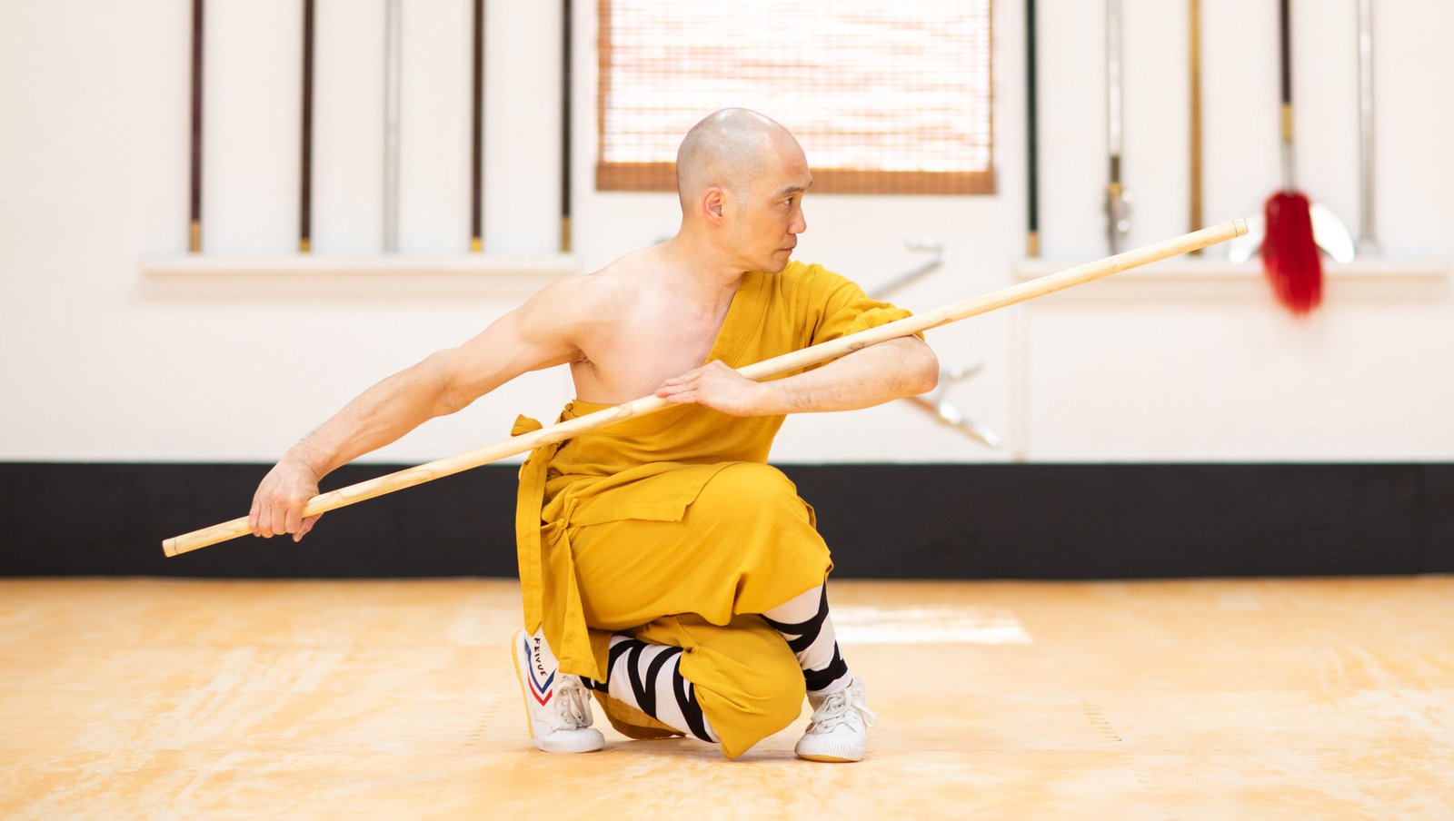 Master Dao in a Shaolin staff stance